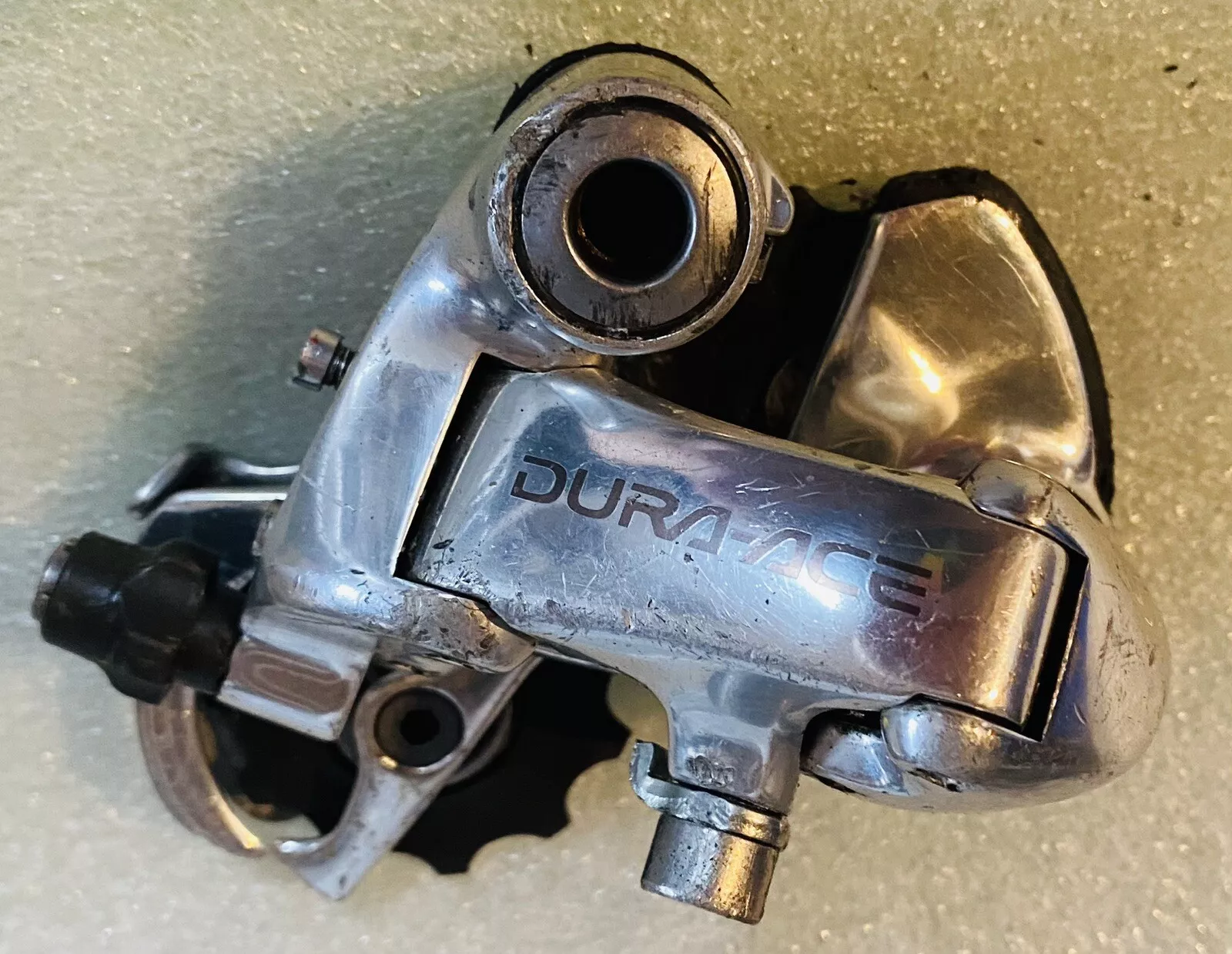 Dérailleur Arrière Shimano Dura-Ace RD-7700 - Cage Courte, 9 Vitesses, 2x9 - Occasion