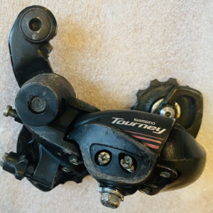 Shimano RD-A070 Rear Derailleur – 7-Speed, Bolt-On, Black (Used)