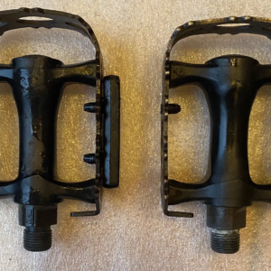 Vintage Road Bike Pedals – Rat Trap / Platform Pedals (Used)